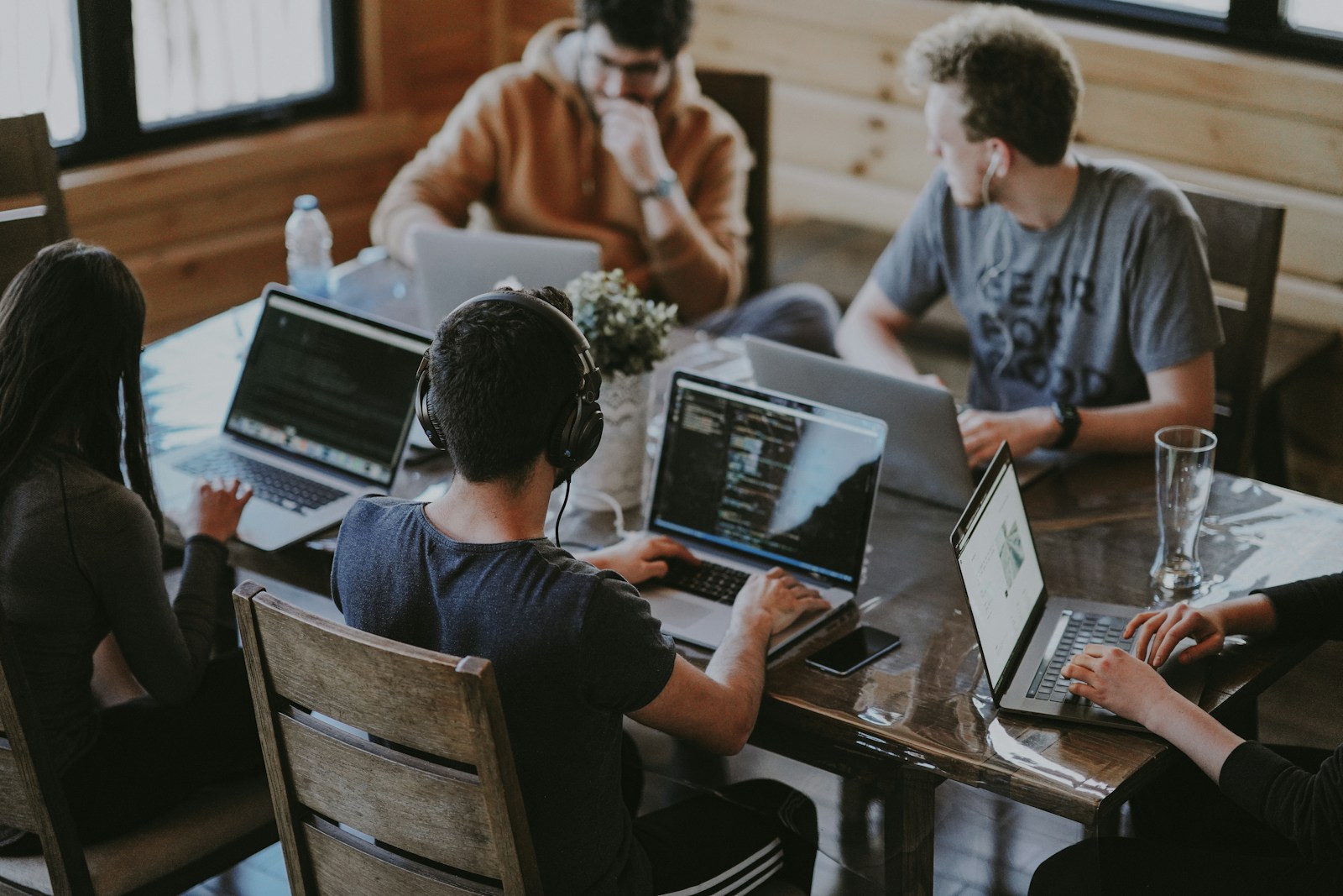 AI Search for B2B Catalogs: RAG, Relevance & Conversion