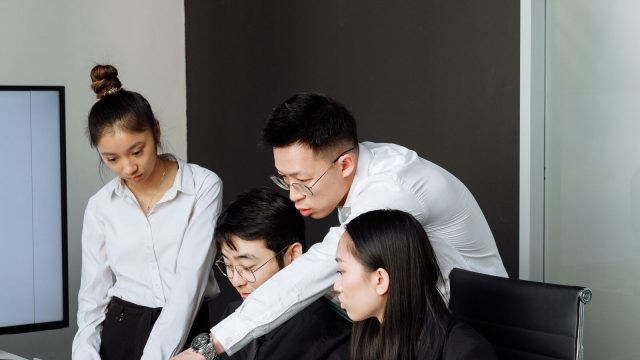 SoftwareSilo vs Aheadworks vs CreativeMinds Sales Representative Extensions